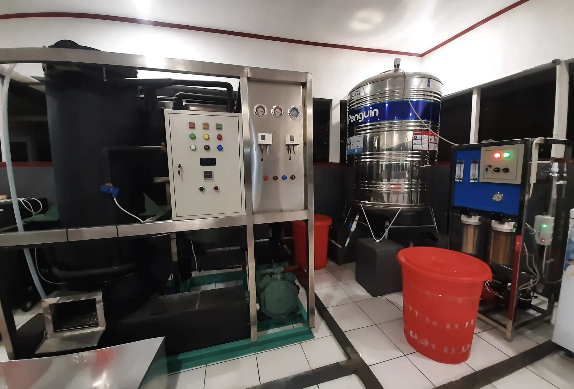 Produksi Es Kristal bersih dan aman